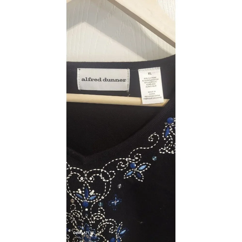 Alfred Dunner‎ Sweater Womens size XL Black Wool Blend Floral Embroidered